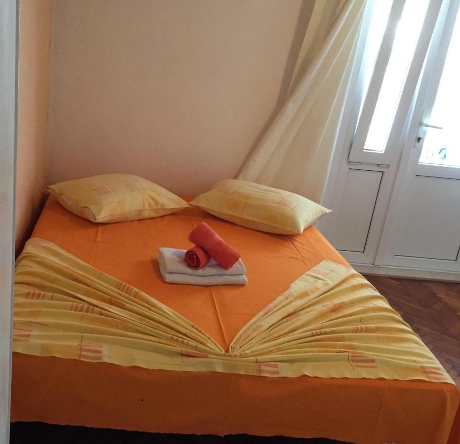 Apartment Seaview Jelsa Racic Εξωτερικό φωτογραφία